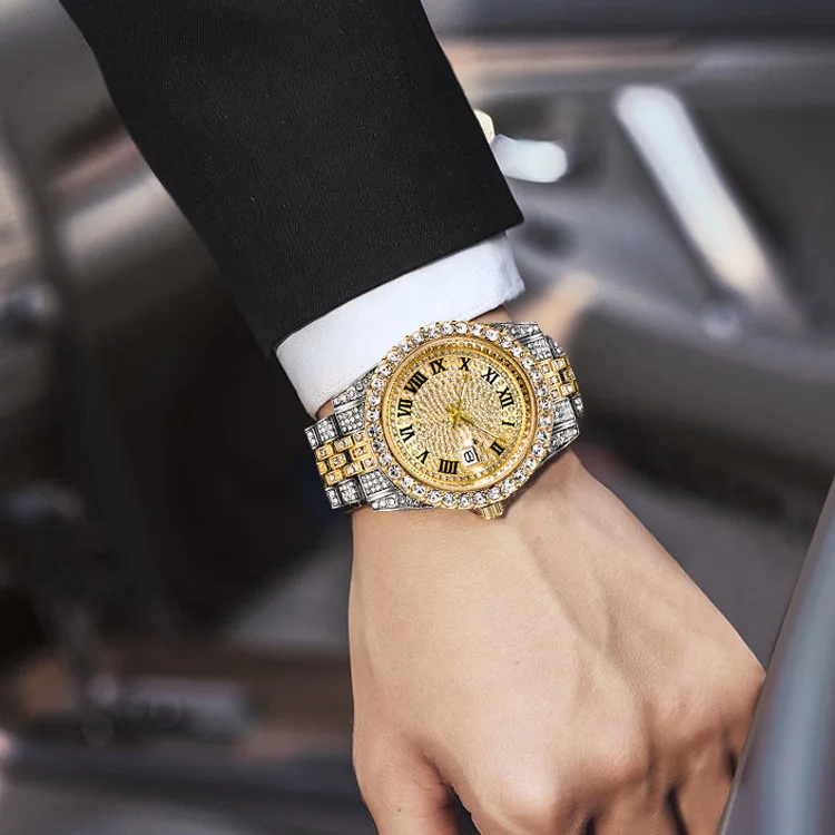 滿鉆日歷石英男表，原裝進口機芯，走時精準、性能穩定，水鉆裝潢表盤，令人一見傾心，型男紳士出行的標配！